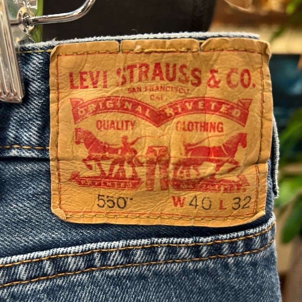 Levi’s 550 model size 40/32 in GUC